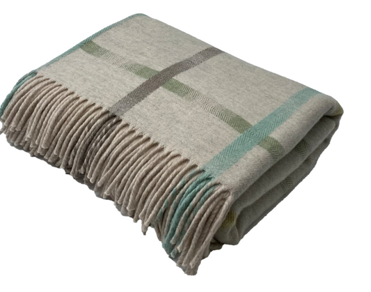 Pure Lambswool throw